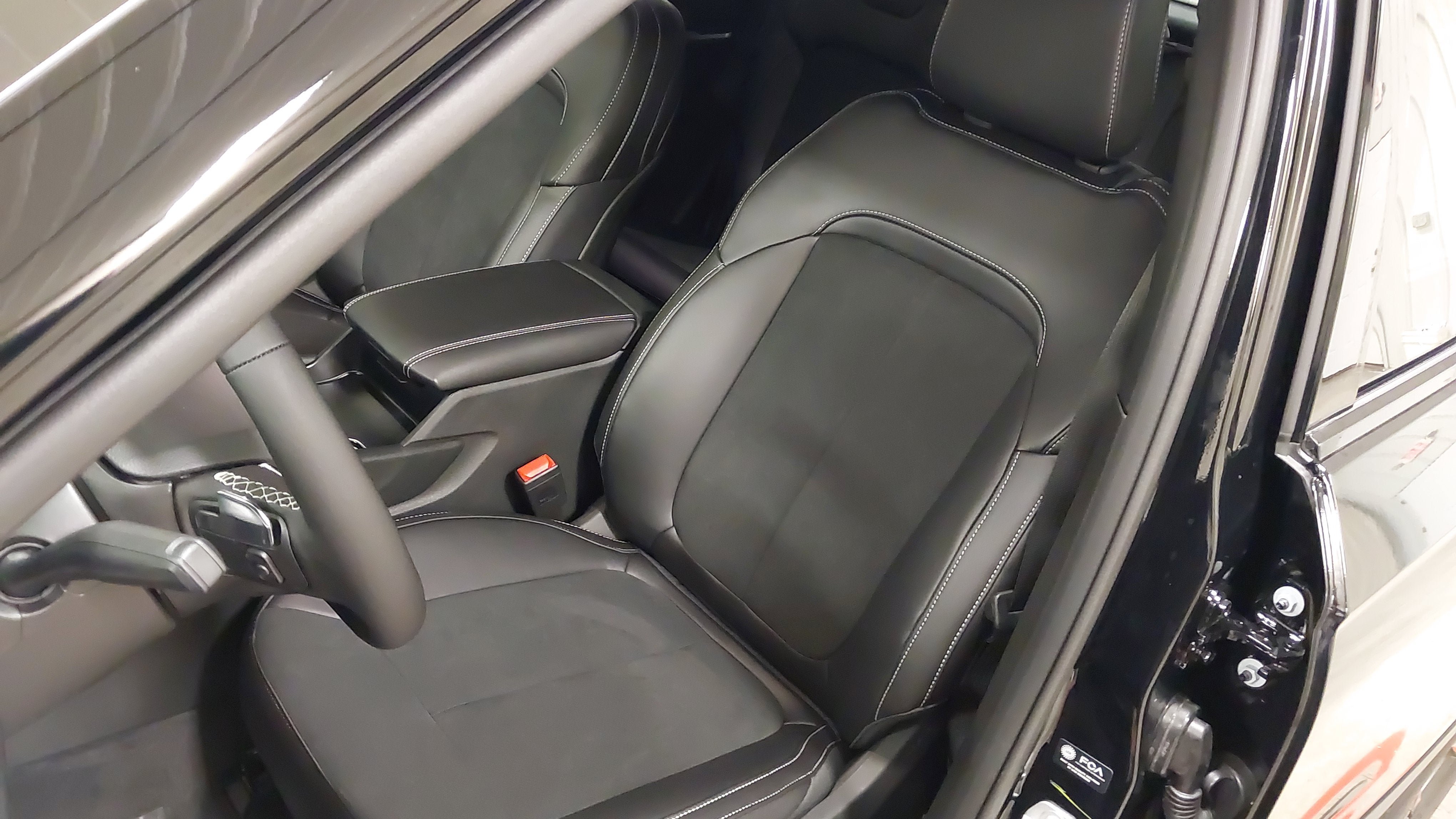 New 2027 Jeep Grand Cherokee Altitude AWD/4WD image 23