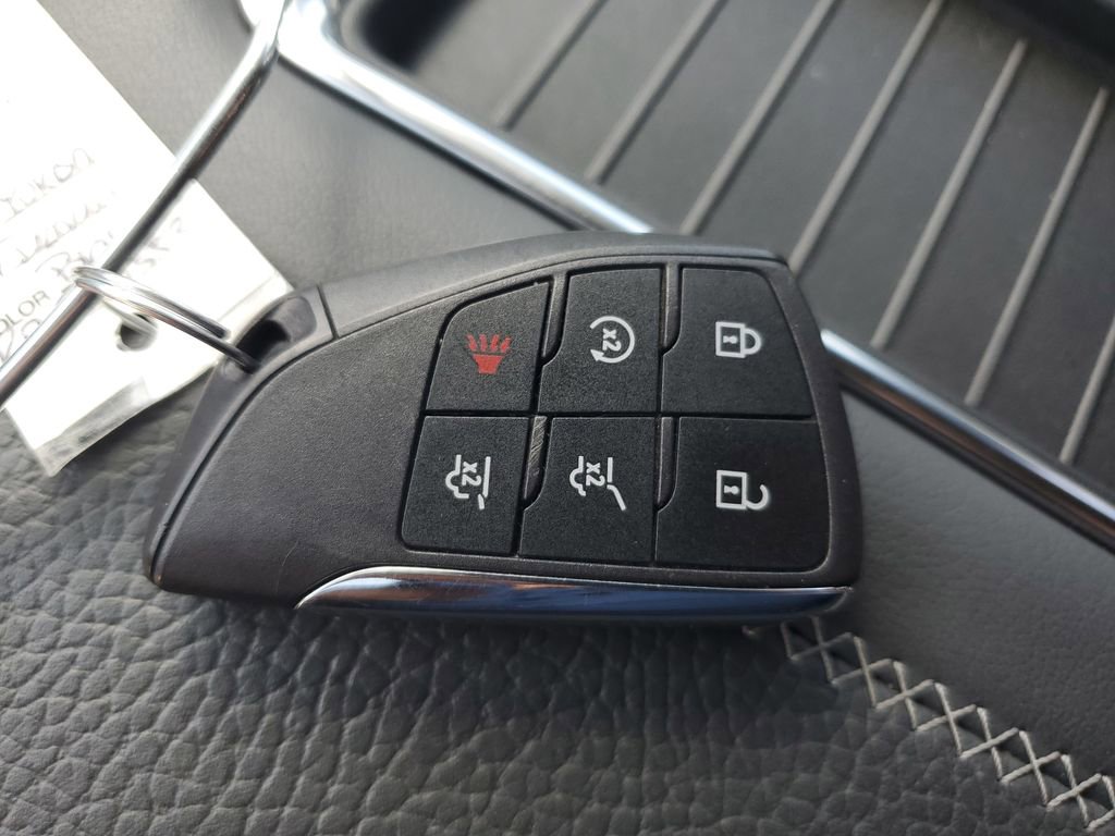 Used 2024 GMC Yukon Denali w/ Denali Reserve Package image 28