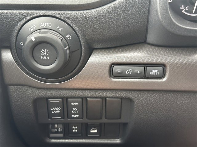 Used 2023 Nissan Titan PRO-4X w/ Pro-4x Utility Package image 30