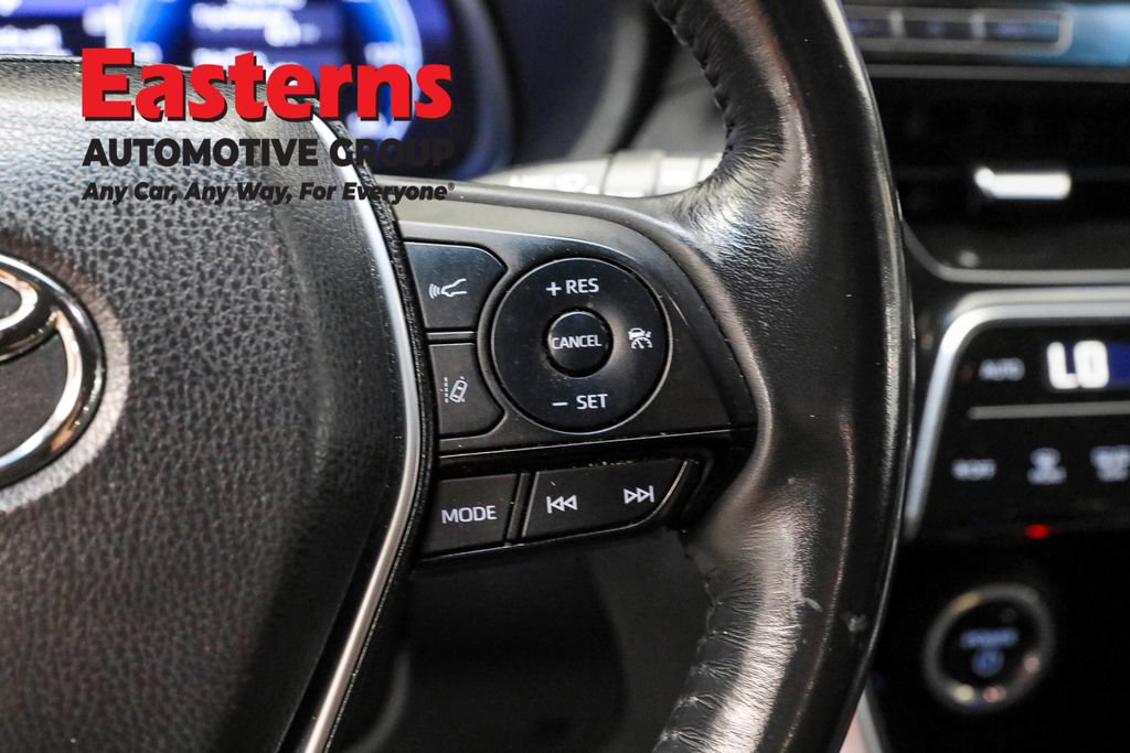 Used 2023 Toyota Venza Limited AWD/4WD image 16