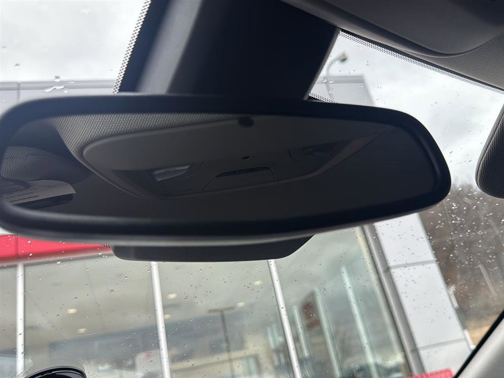 Used 2014 Chevrolet Impala LT w/ Premium Seating Package image 19