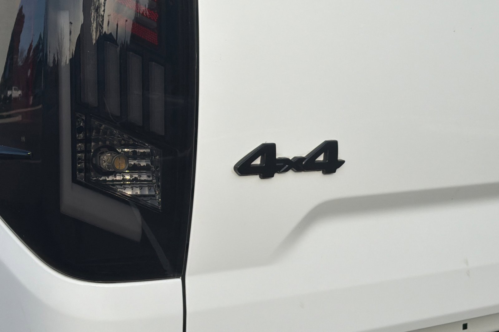 Used 2017 Toyota Tundra SR5 w/ SR5 Upgrade Package image 25