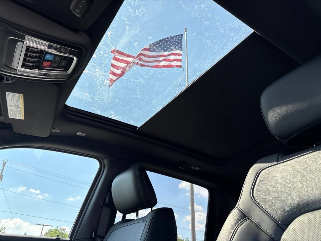 New 2026 RAM 1500 Rebel w/ Rebel Level 2 Equipment Group AWD/4WD image 16