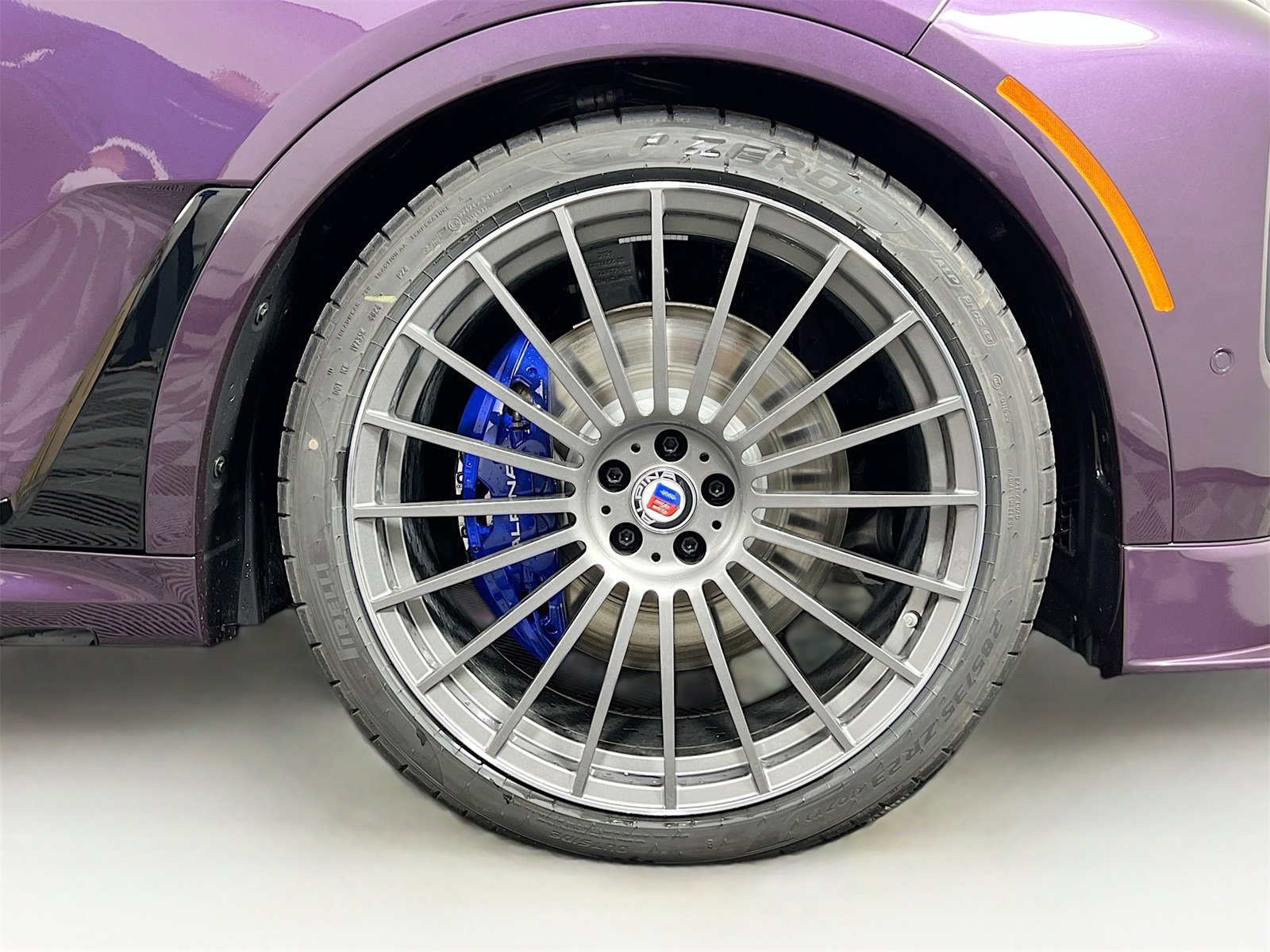 New 2026 BMW ALPINA XB7 image 36