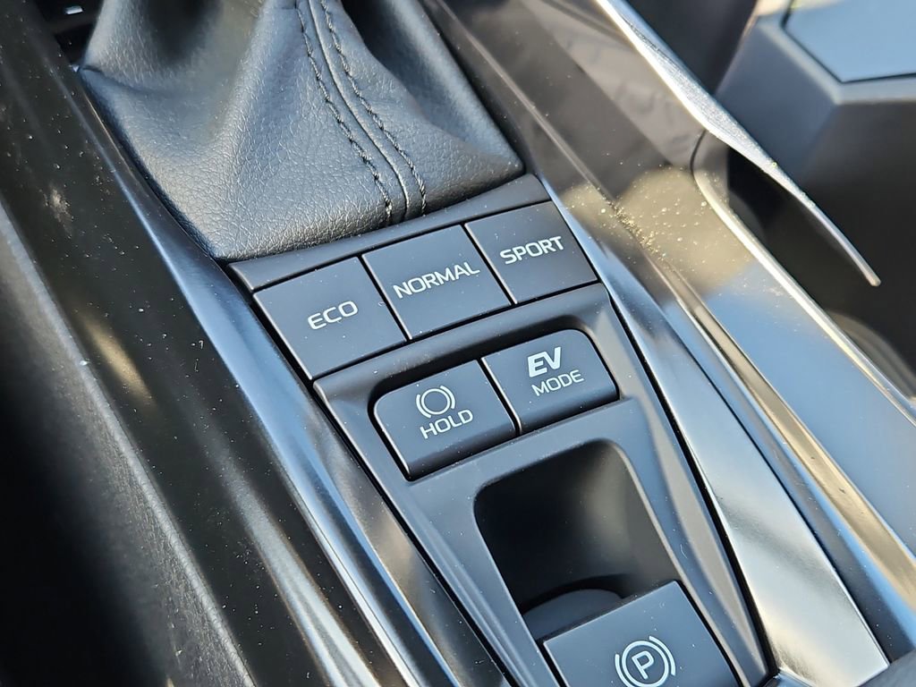 New 2026 Toyota Camry Hybrid AWD/4WD image 11