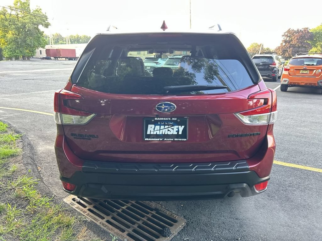Certified 2021 Subaru Forester Premium AWD/4WD image 7