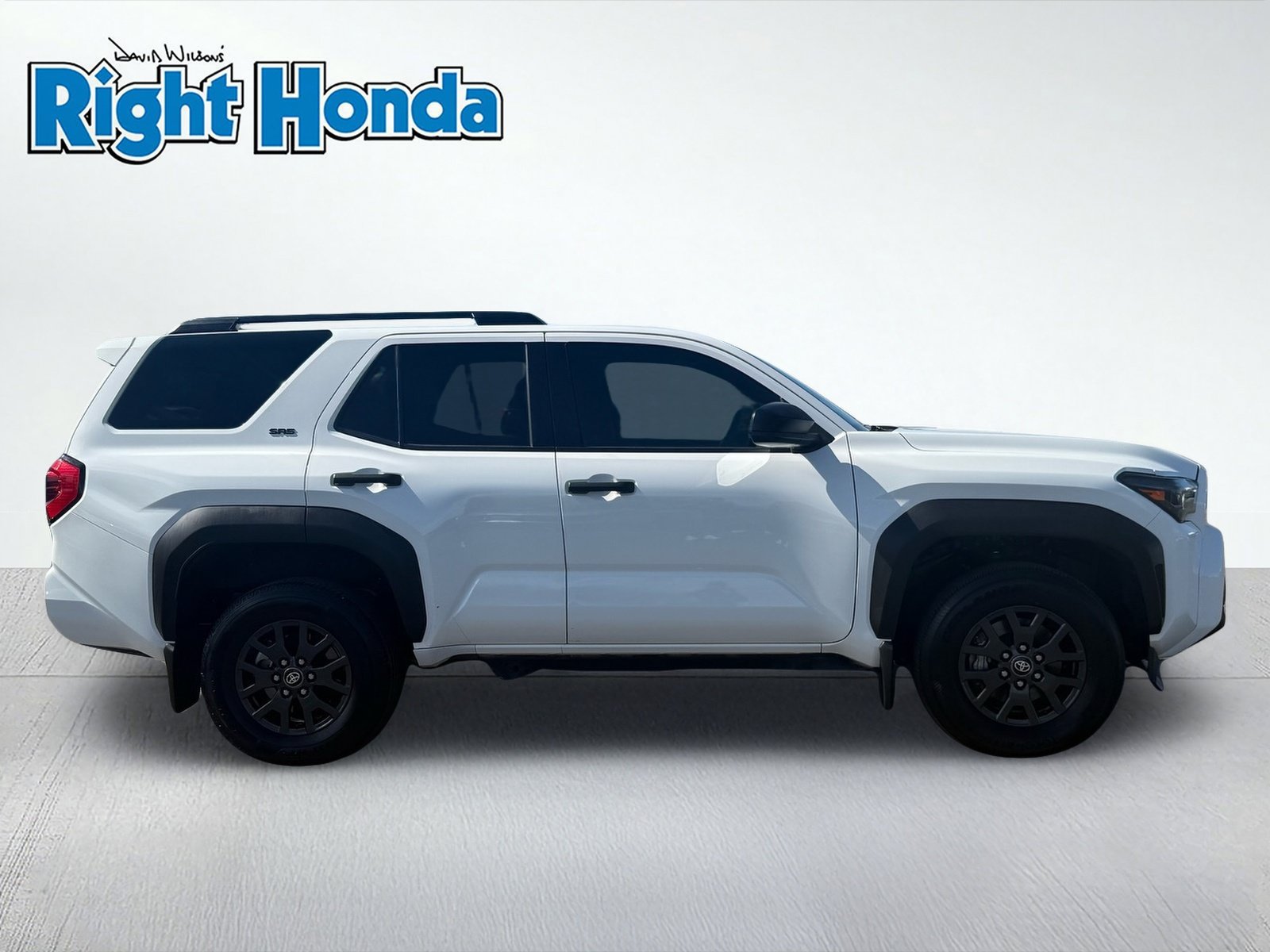 Used 2025 Toyota 4Runner SR5 RWD image 9
