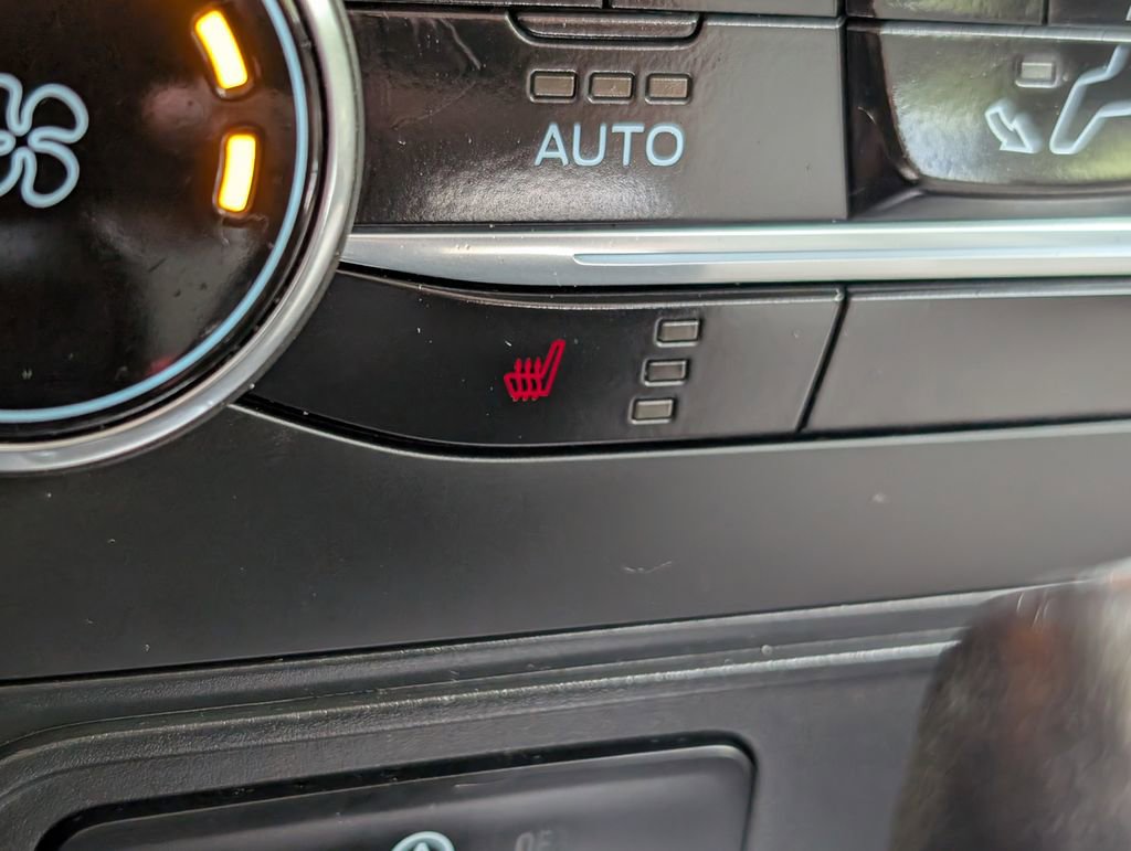 Used 2020 Ford EcoSport SE FWD image 30