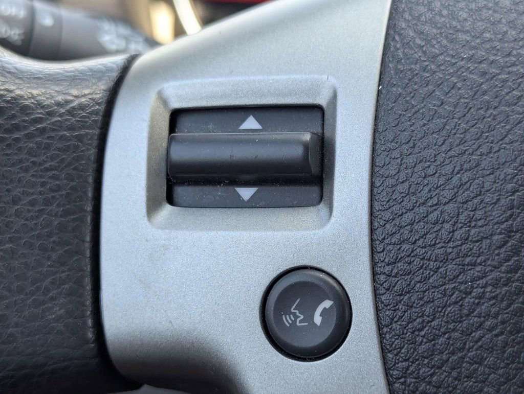 Used 2015 Nissan Rogue S w/ Convenience Package image 24