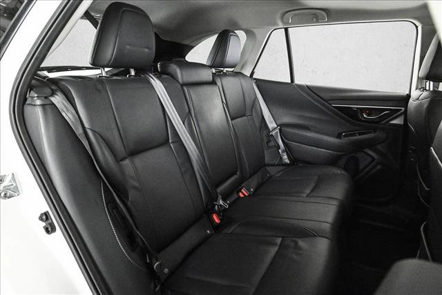 Used 2023 Subaru Outback Limited image 20