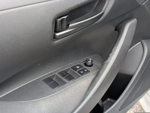 Used 2024 Toyota Corolla LE image 14
