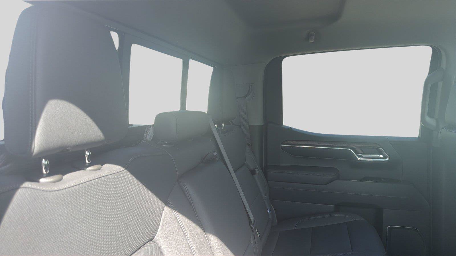 Used 2024 GMC Sierra 1500 SLT w/ SLT Premium Plus Package AWD/4WD image 20