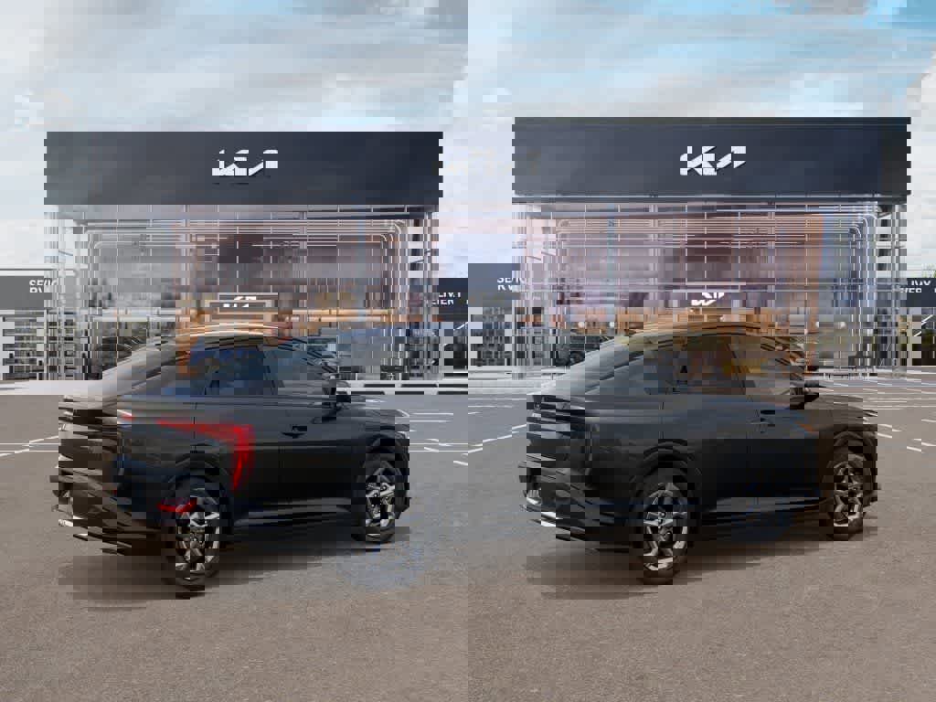 New 2026 Kia K4 LXS image 6