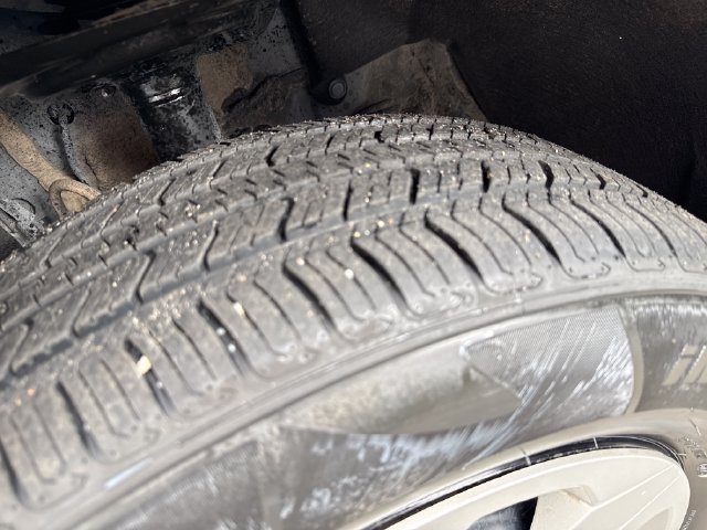 Used 2023 Toyota RAV4 LE AWD/4WD image 28