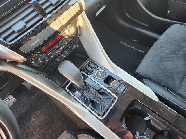 Used 2024 Mitsubishi Eclipse Cross SE image 19
