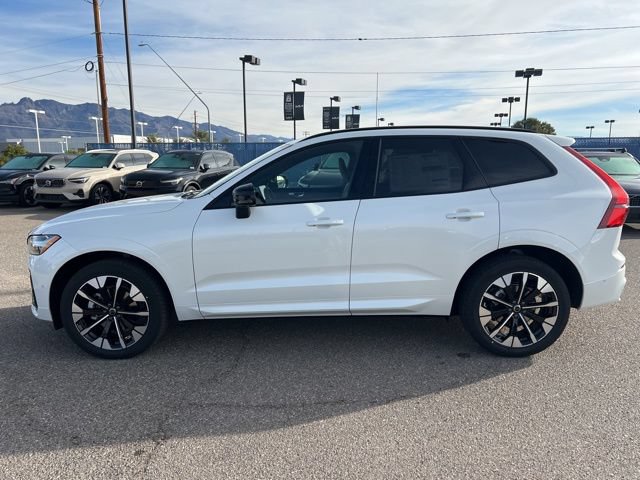 New 2026 Volvo XC60 B5 Plus w/ Climate Package PRO AWD/4WD image 7