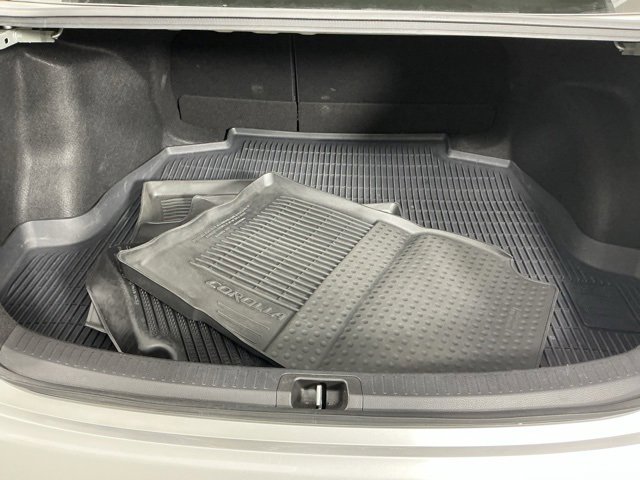 Used 2022 Toyota Corolla LE image 23