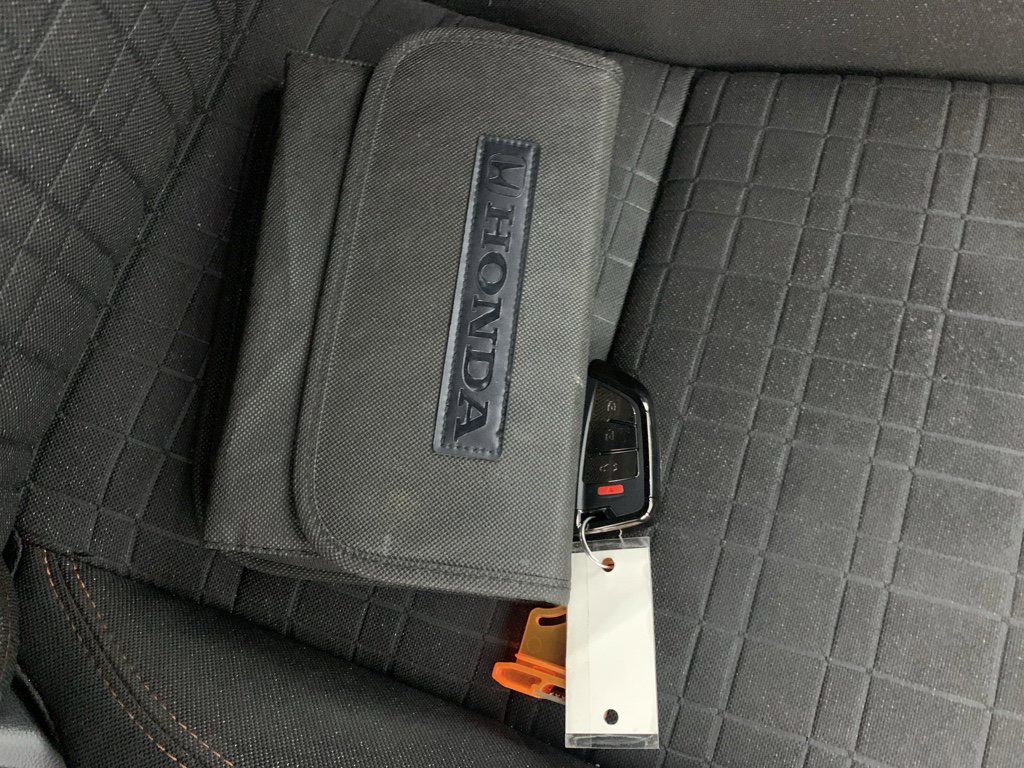 Used 2025 Honda HR-V Sport image 42