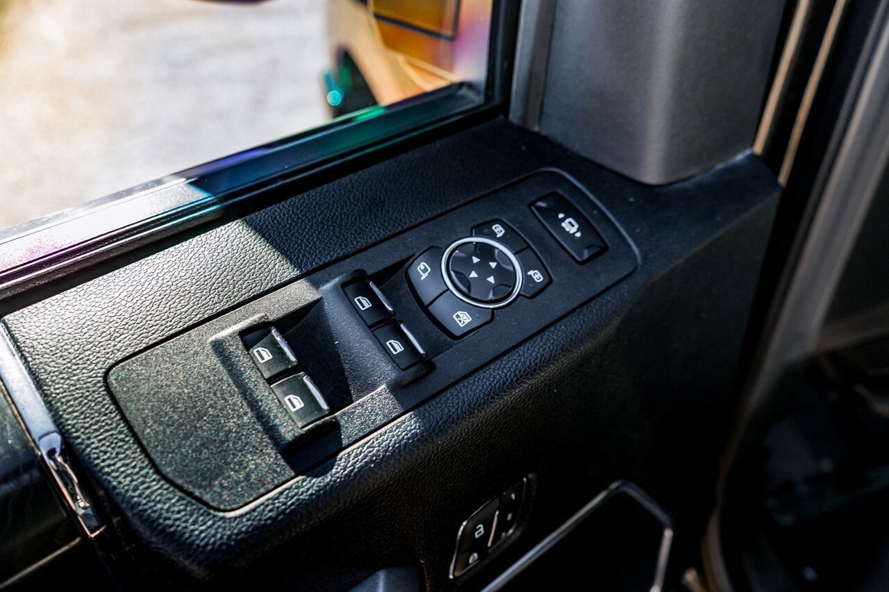 Used 2019 Ford F350 Platinum w/ Platinum Ultimate Package image 16