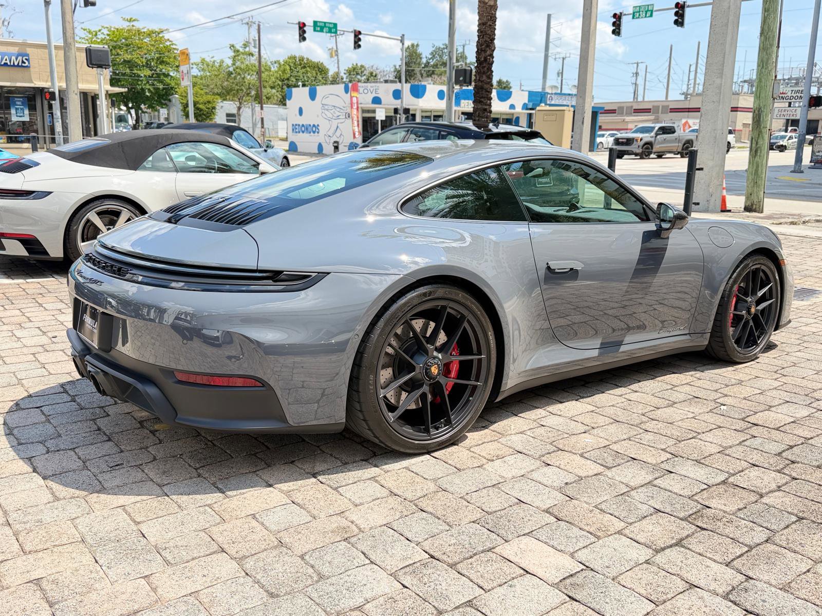 Used 2026 Porsche 911 Carrera 4 GTS AWD/4WD image 13