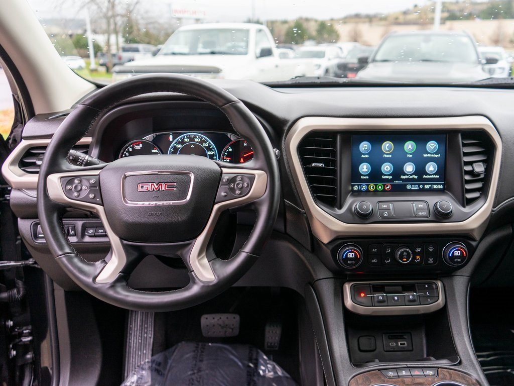 Used 2023 GMC Acadia Denali w/ Black Diamond Edition image 19