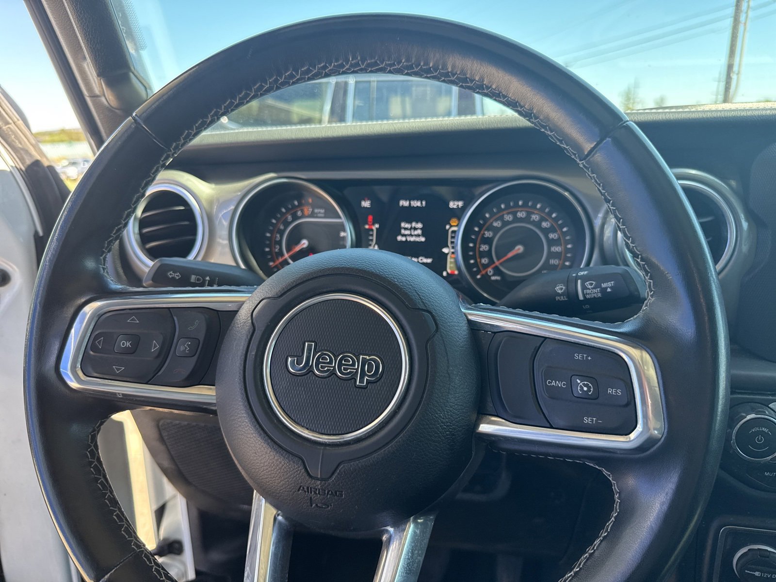 Used 2021 Jeep Gladiator Overland w/ Trailer Tow Package image 23