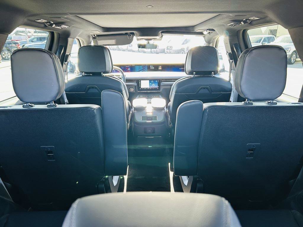 New 2025 Lincoln Navigator Reserve w/ Jet Appearance Package image 42