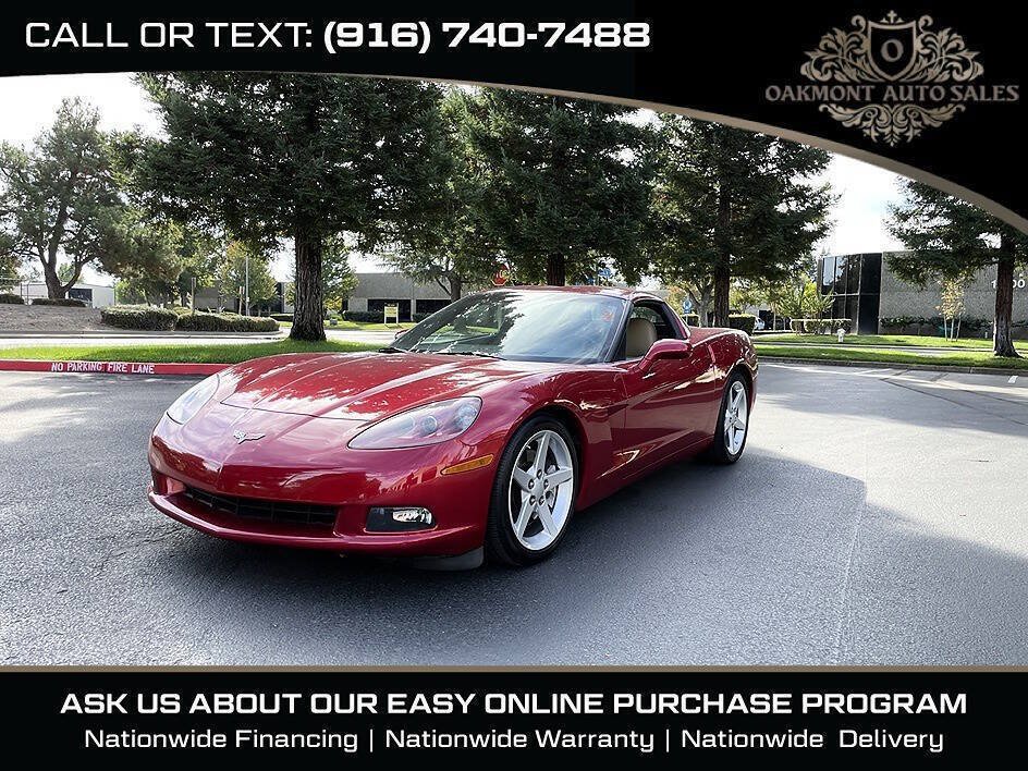 Used 2005 Chevrolet Corvette Coupe w/ Preferred Equipment Group RWD image 3
