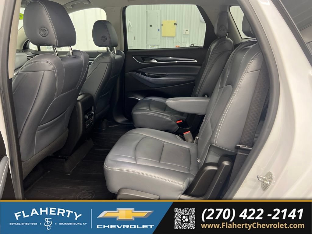 Used 2018 Buick Enclave Premium w/ LPO, Hit The Road Package AWD/4WD image 11