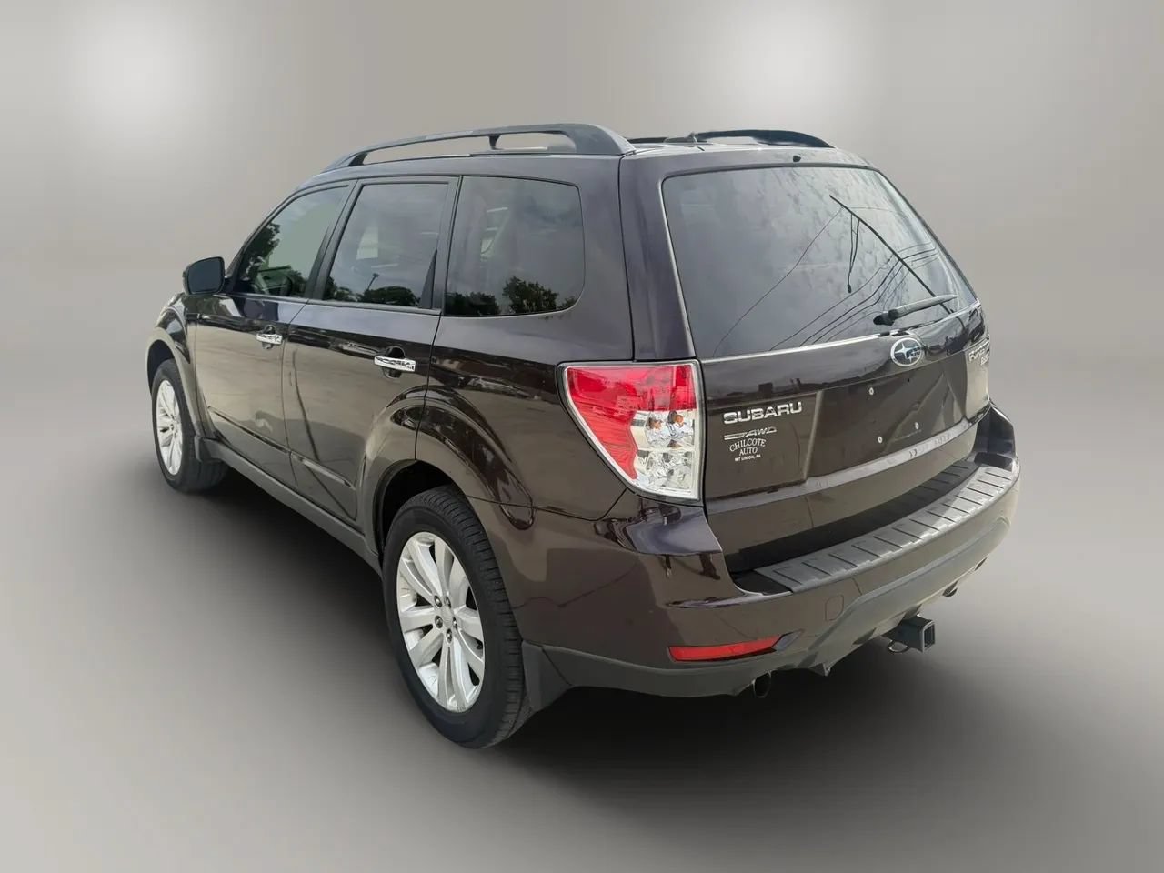 Used 2013 Subaru Forester 2.5X Premium w/ All-Weather Plus Pkg AWD/4WD image 5