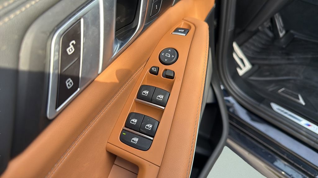 Certified 2024 BMW X5 M60i image 8