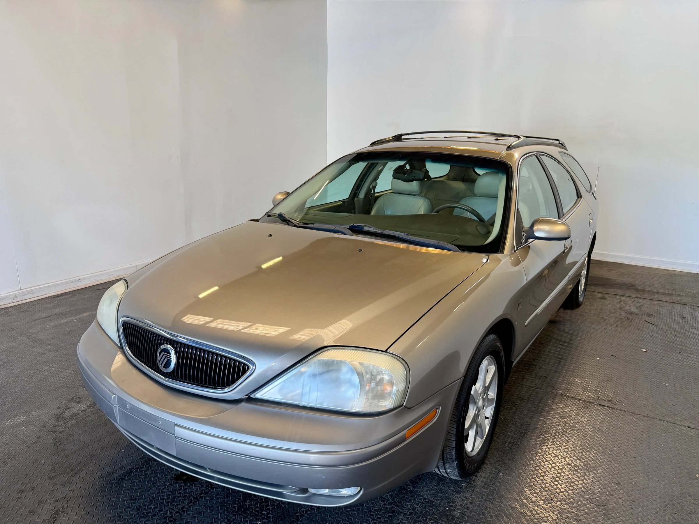 Used 2002 Mercury Sable LS Premium FWD image 2