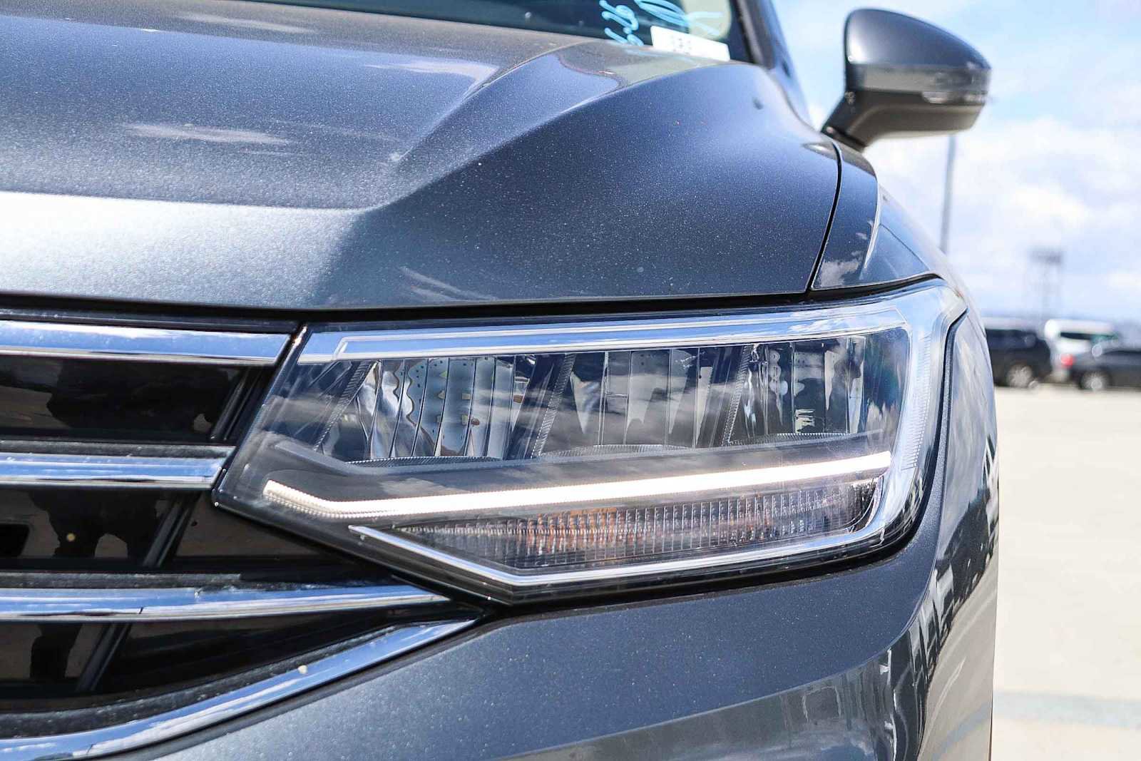 Used 2023 Volkswagen Tiguan S image 7