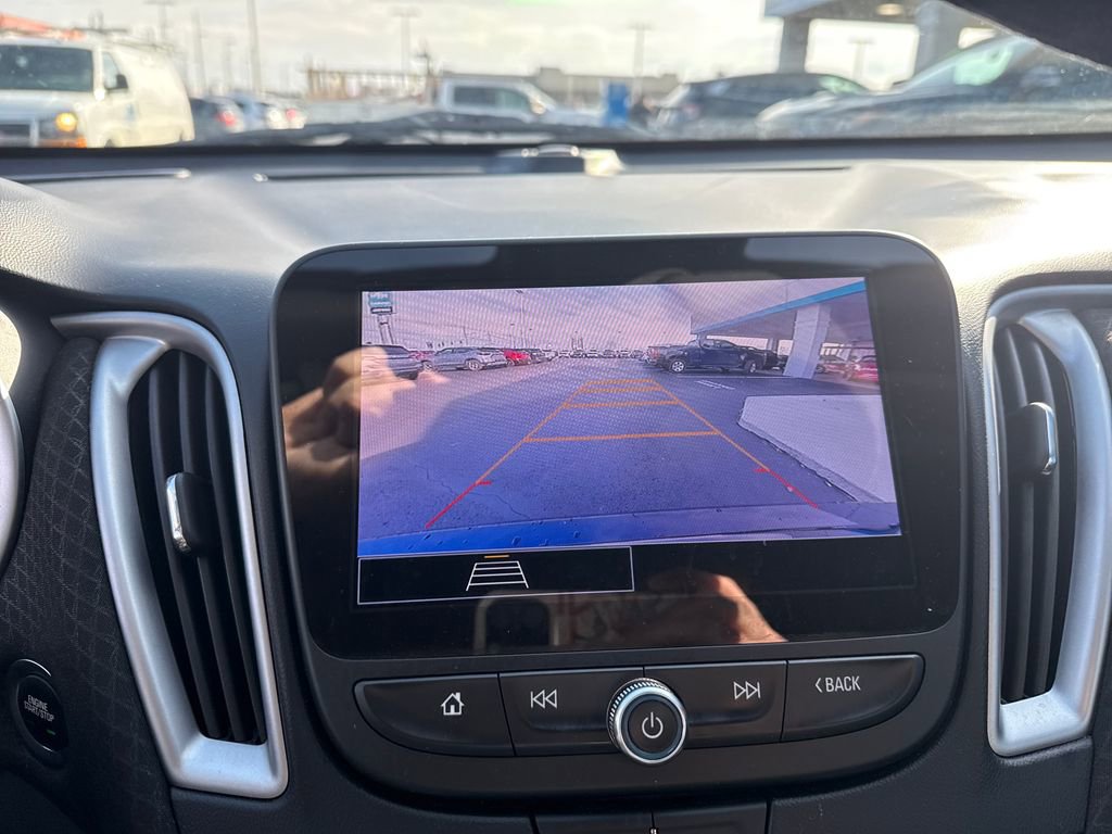 Used 2024 Chevrolet Malibu LT image 23