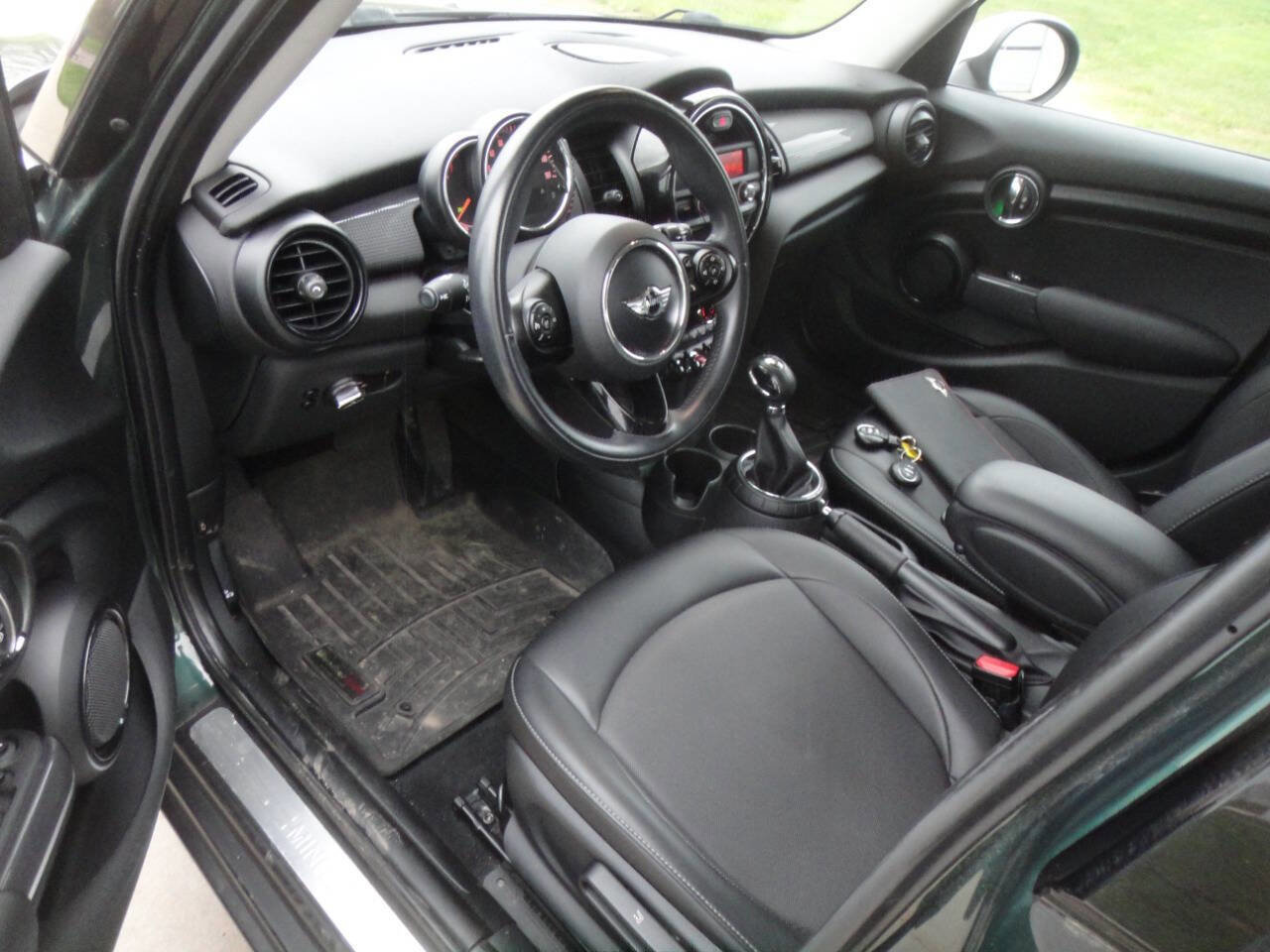 Used 2015 MINI Cooper 4-Door Hardtop FWD image 14