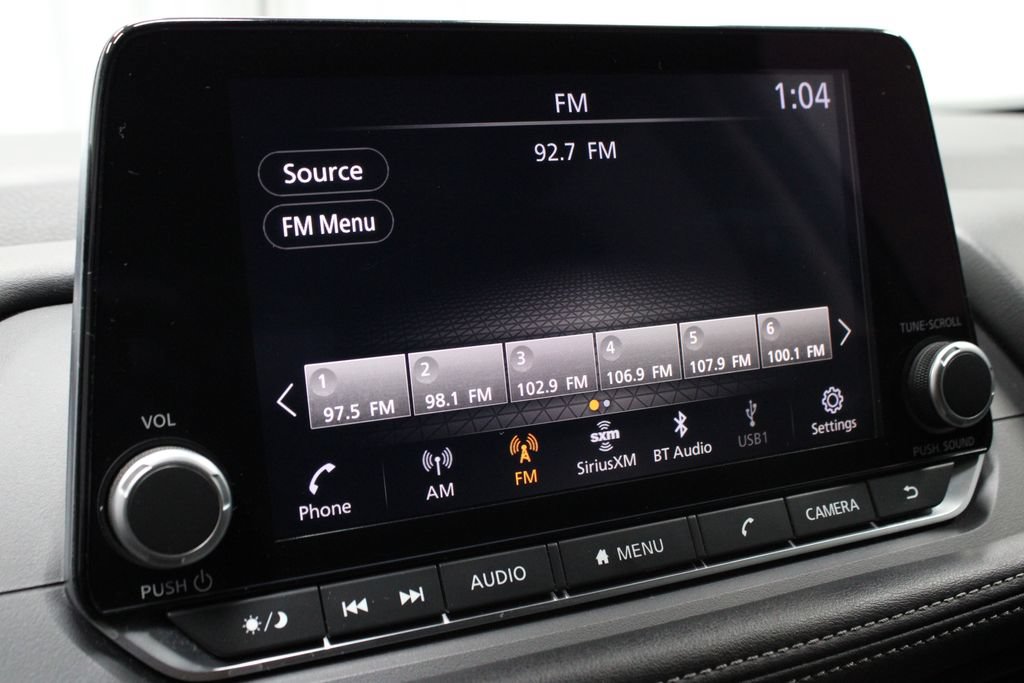 Certified 2024 Nissan Rogue SV AWD/4WD image 2