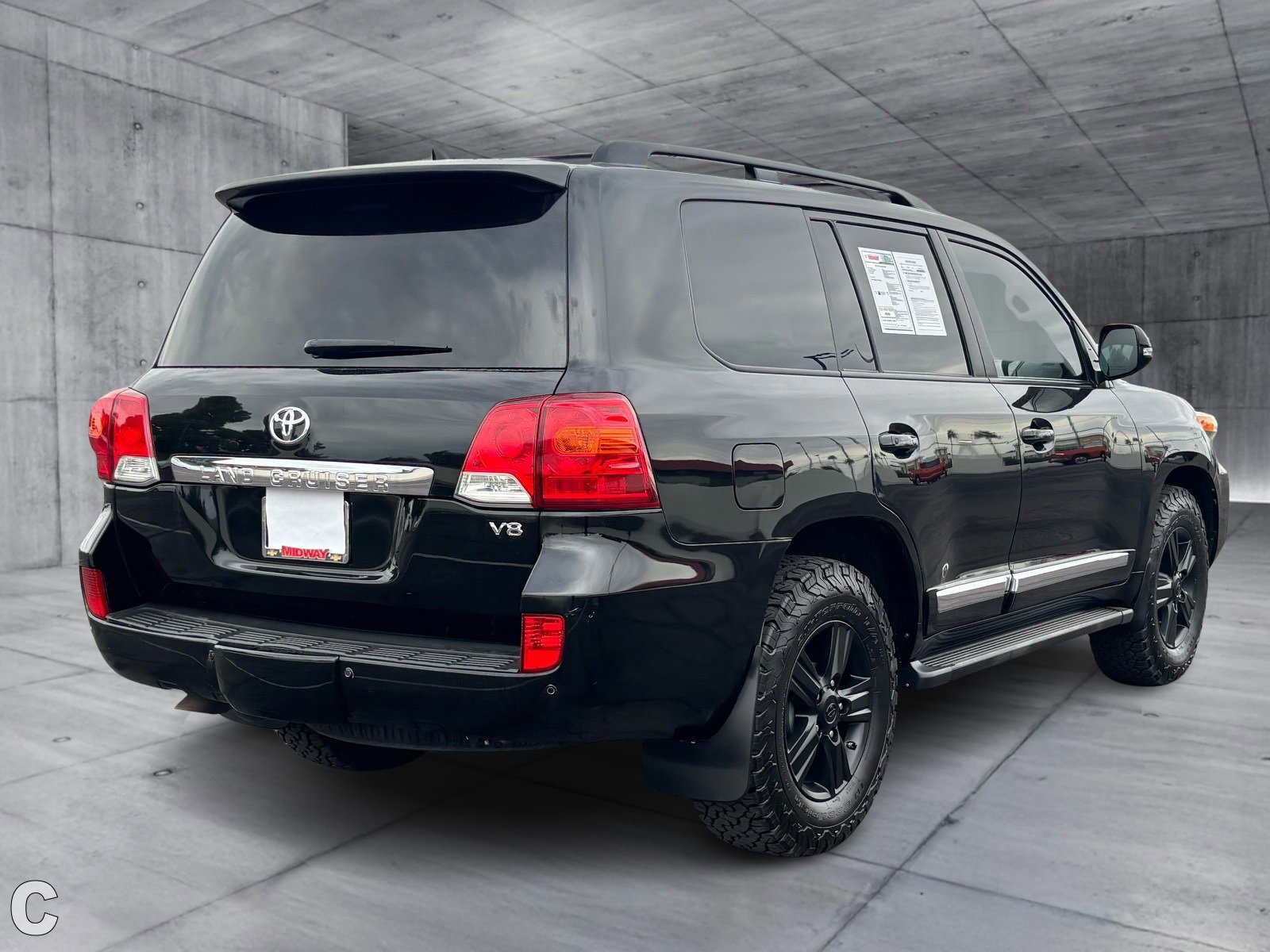 Used 2013 Toyota Land Cruiser image 6