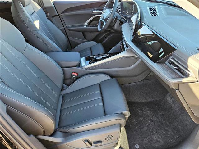 New 2025 Audi Q5 Premium Plus image 16