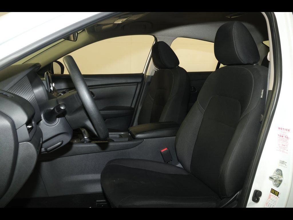 Used 2025 Nissan Sentra S FWD image 22