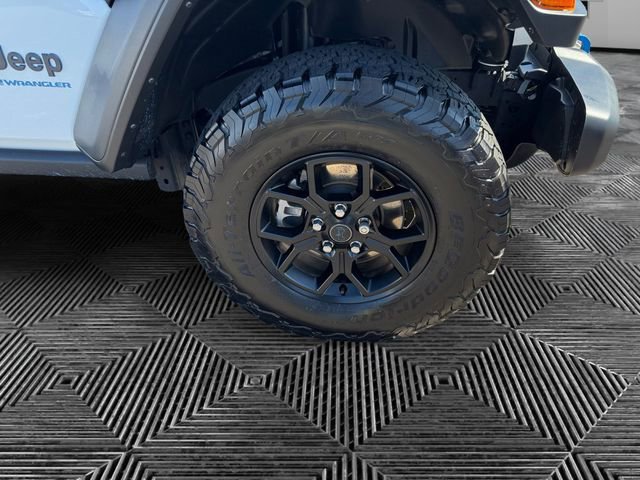 Used 2024 Jeep Wrangler Unlimited image 15