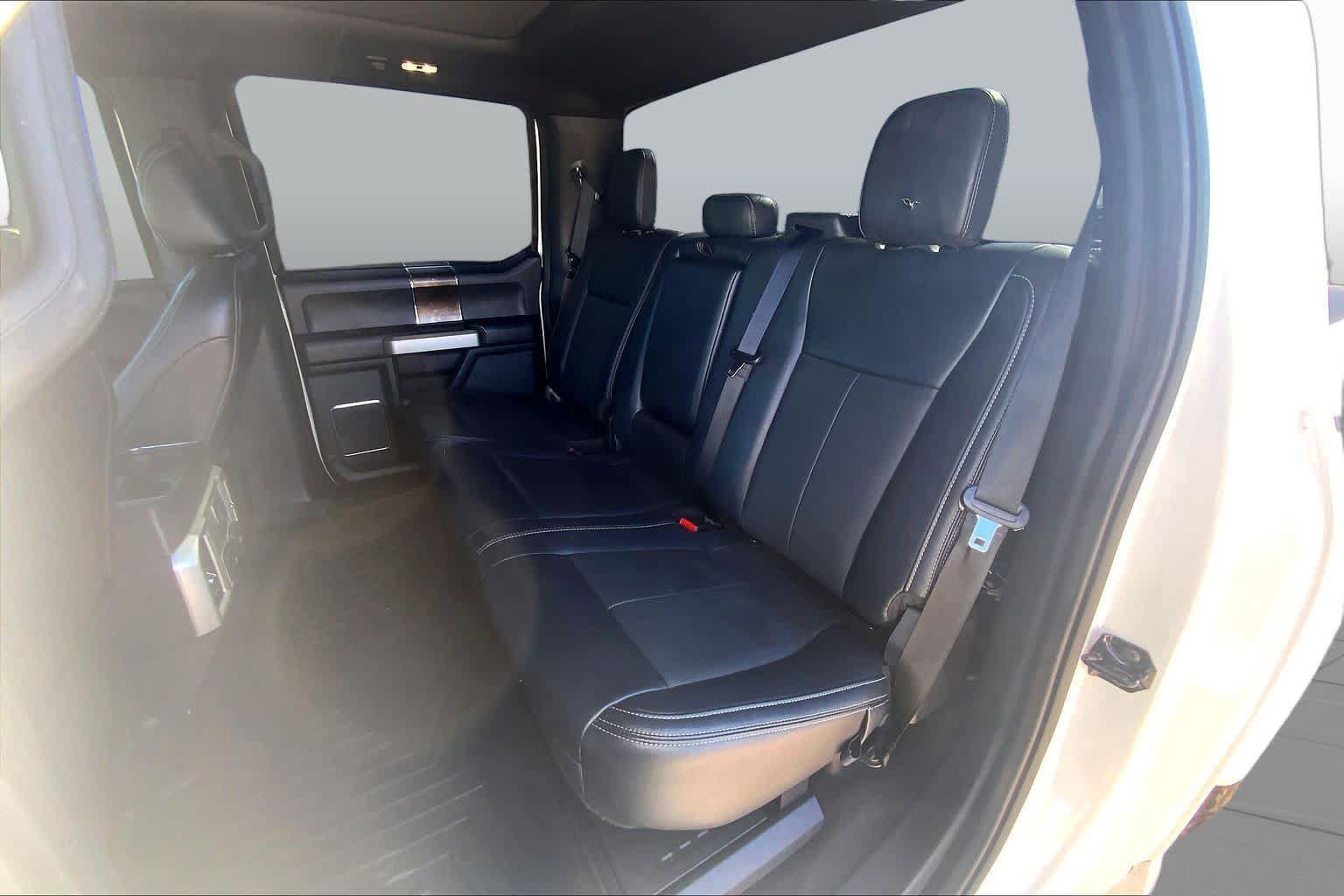 Certified 2022 Ford F250 Lariat w/ Tremor Off-Road Package AWD/4WD image 21