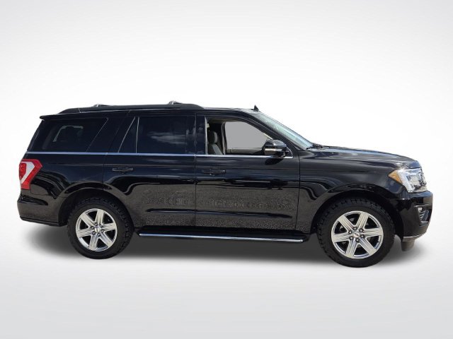 Certified 2018 Ford Expedition XLT w/ Equipment Group 202A RWD image 10