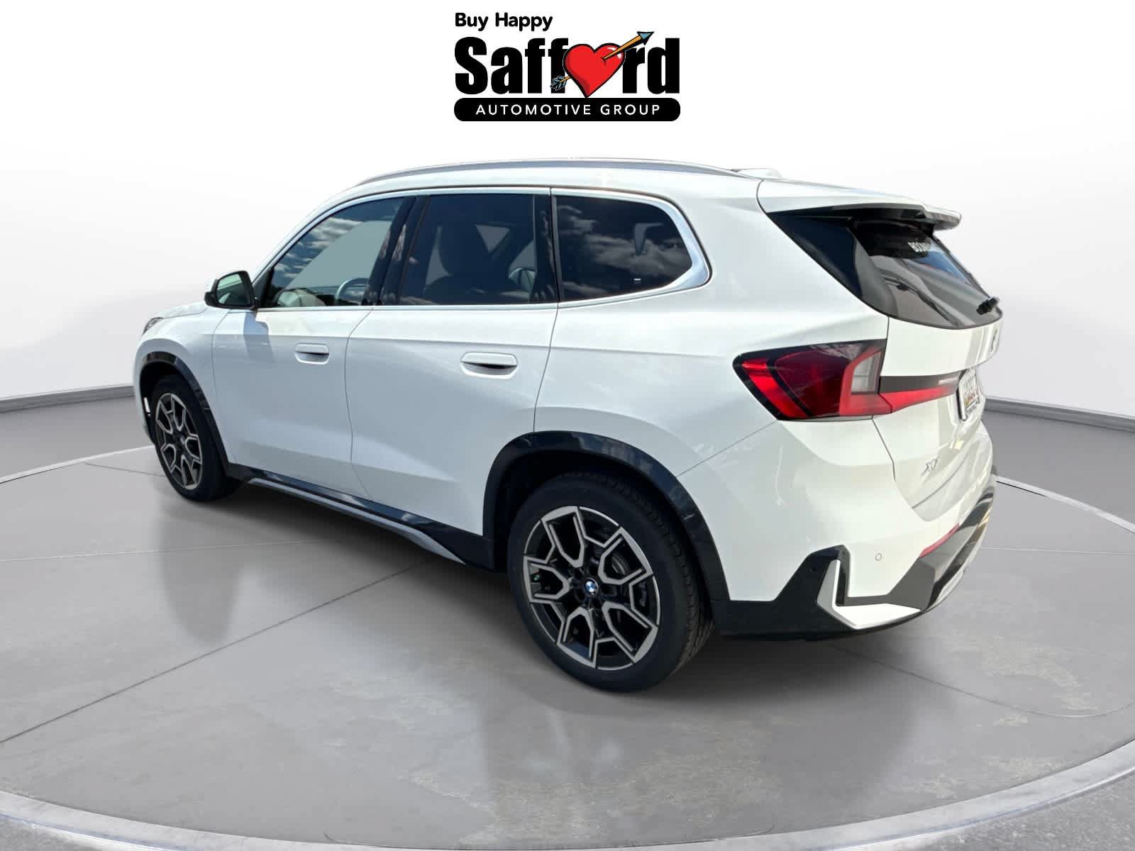 Used 2026 BMW X1 xDrive28i w/ Technology Package AWD/4WD image 4