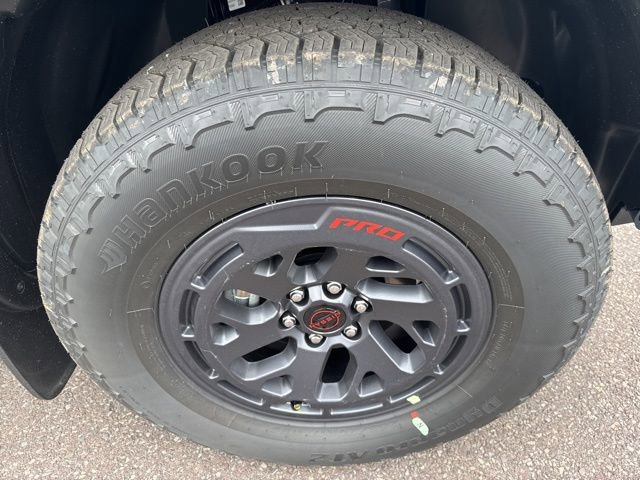 New 2026 Nissan Frontier PRO-4X w/ Pro-4x Convenience Package image 38