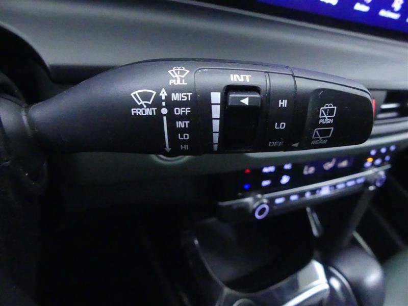 Used 2024 Kia Seltos SX w/ SX Sunroof Package AWD/4WD image 19