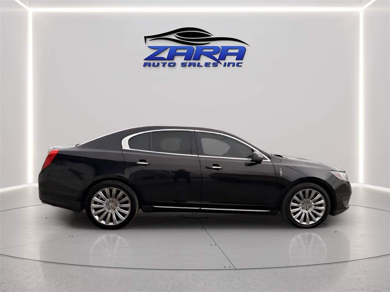 Used 2015 Lincoln MKS w/ Equipment Group 101A FWD image 6