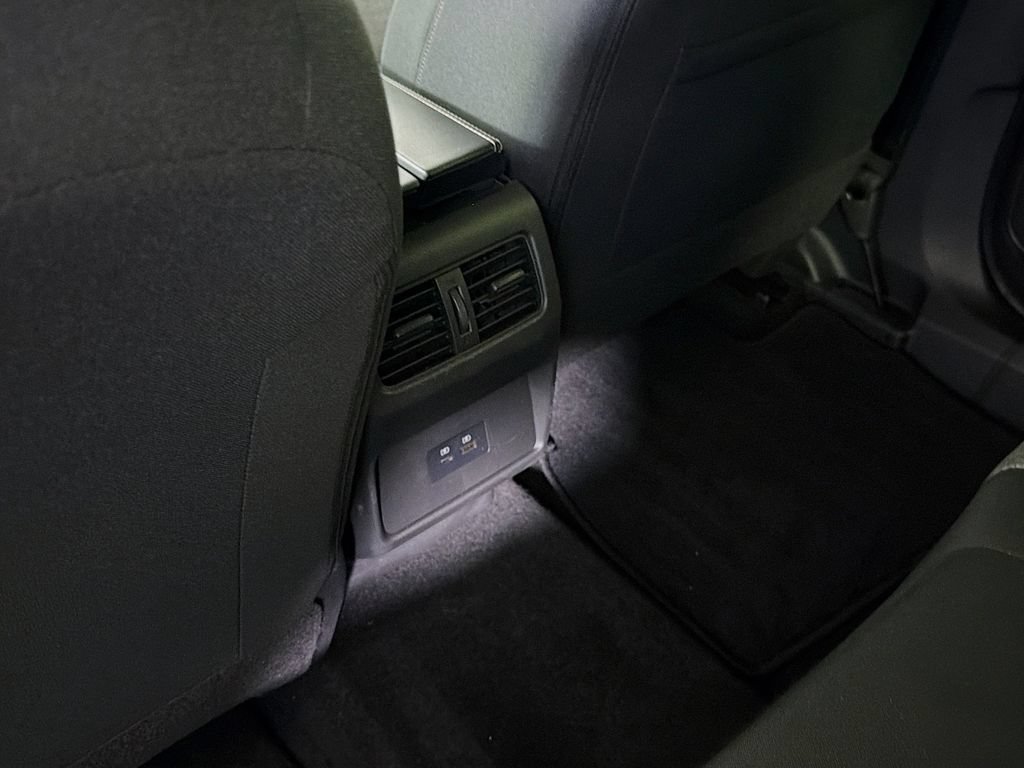 Used 2023 Nissan Rogue SV FWD image 26