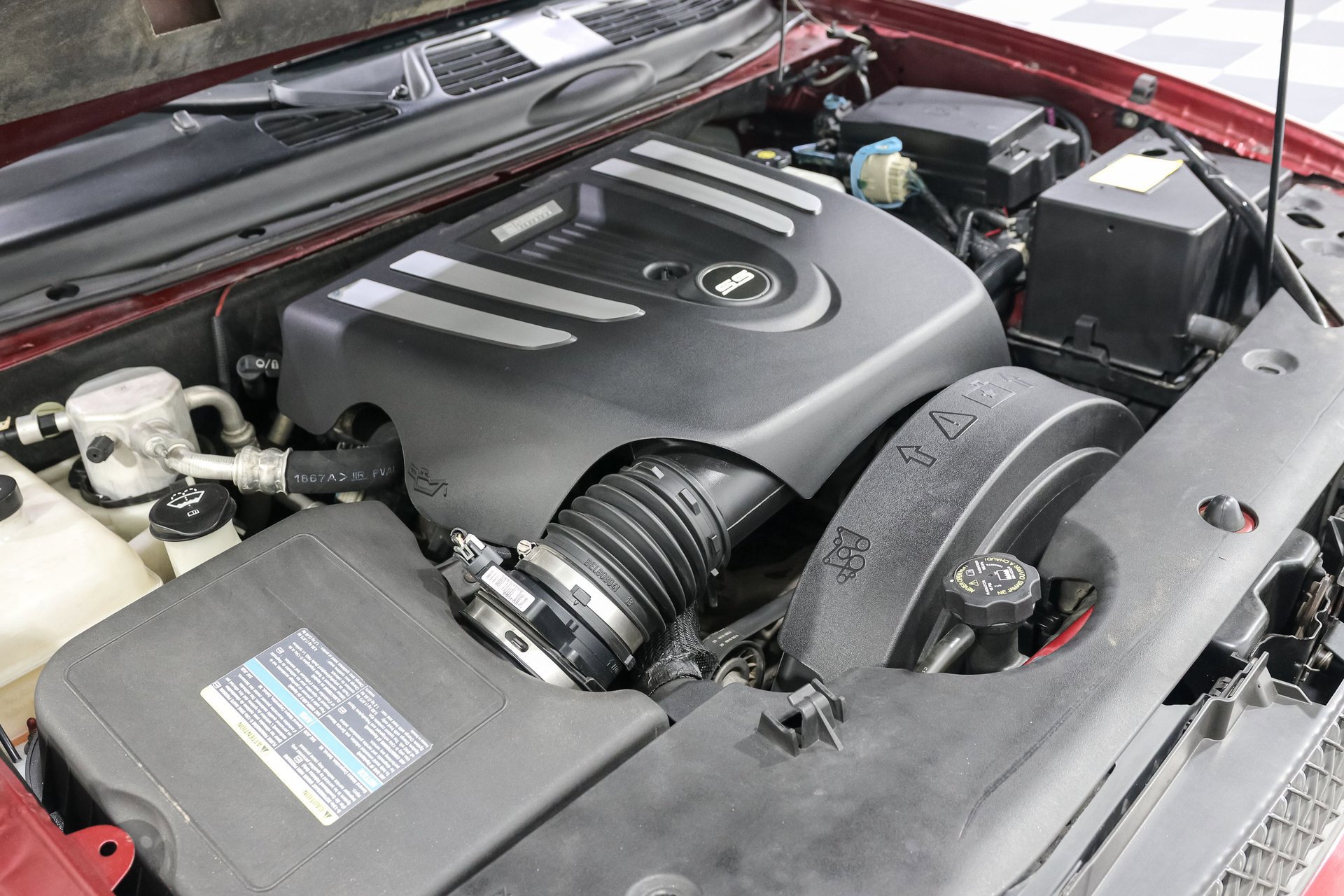 Used 2008 Chevrolet TrailBlazer SS w/ Sun And Sound Package RWD image 9