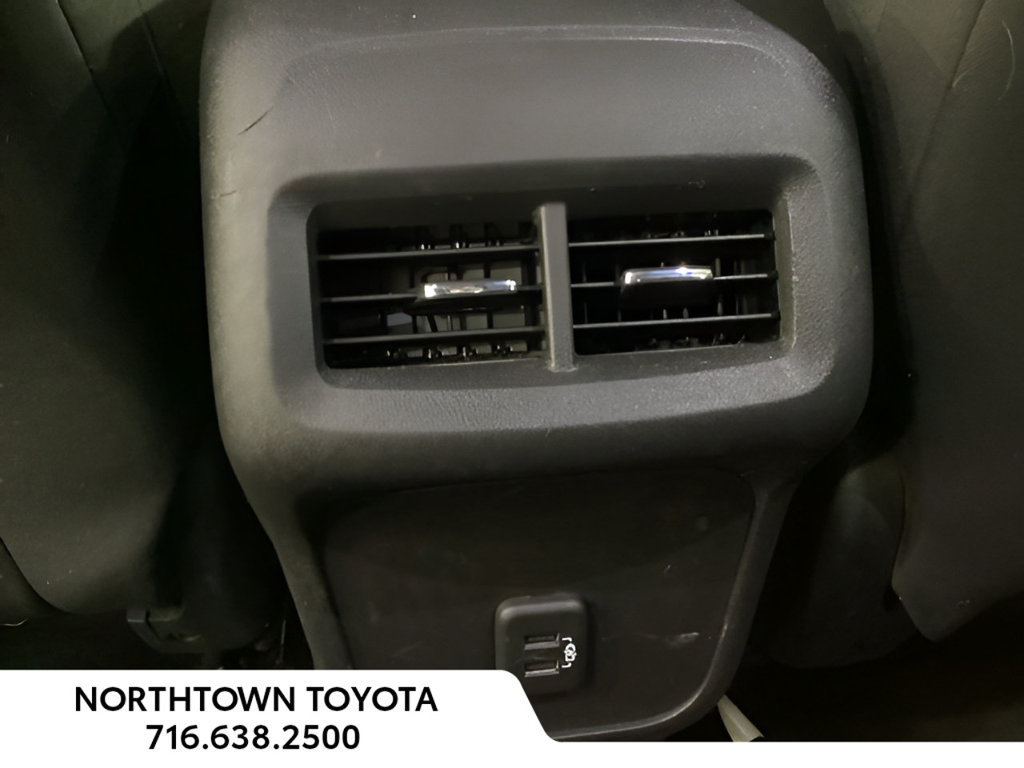 Used 2024 Chevrolet Equinox LT AWD/4WD image 13