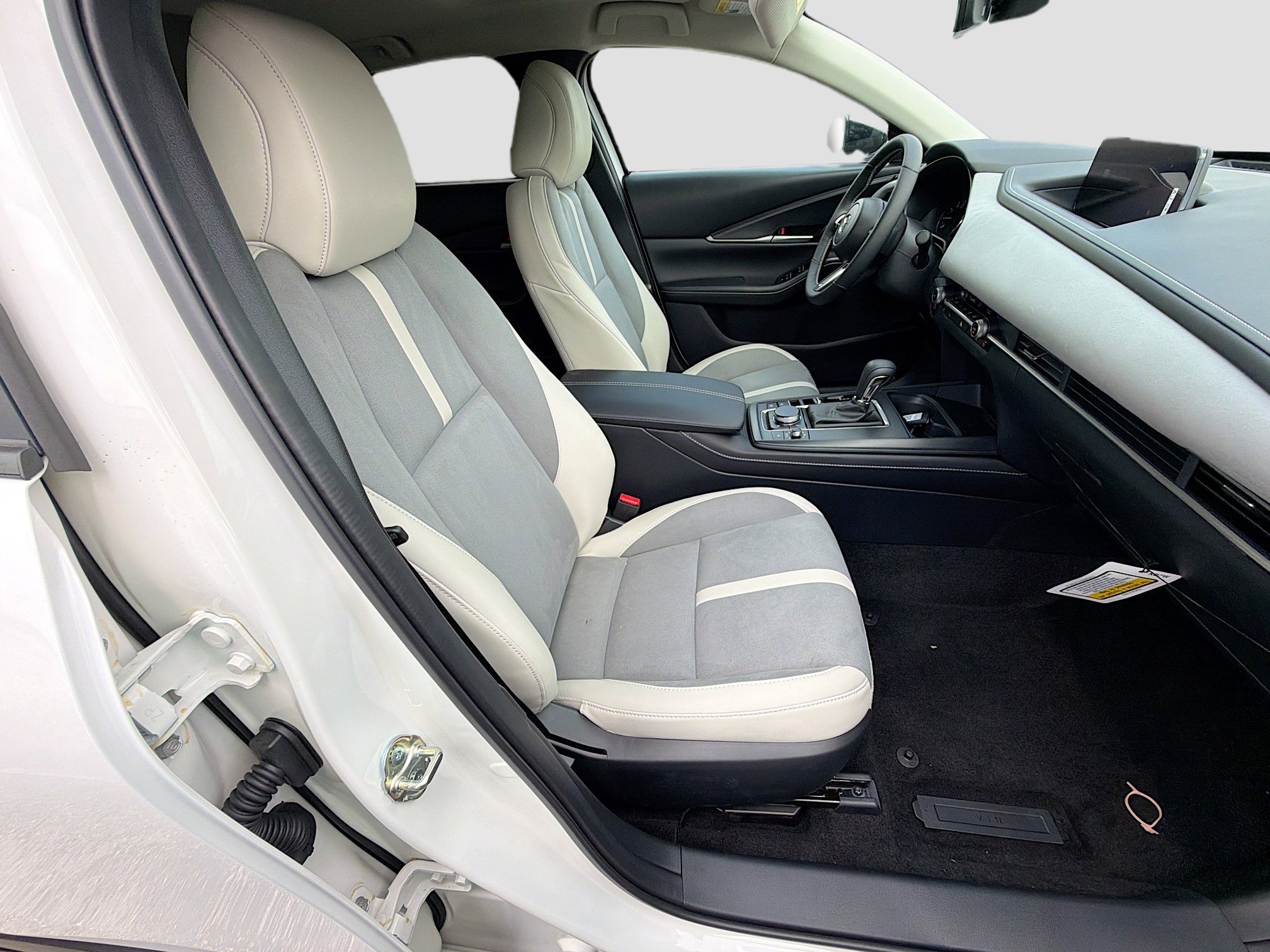 New 2026 MAZDA CX-30 Aire Edition image 17